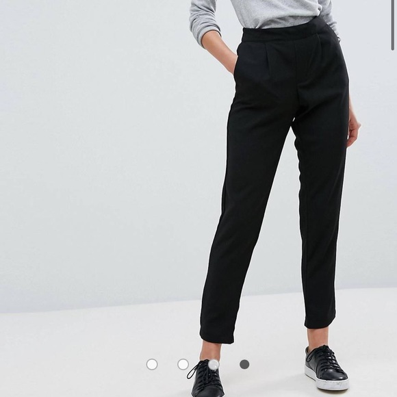 Slim leg trousers with pockets - Picture 1 of 8